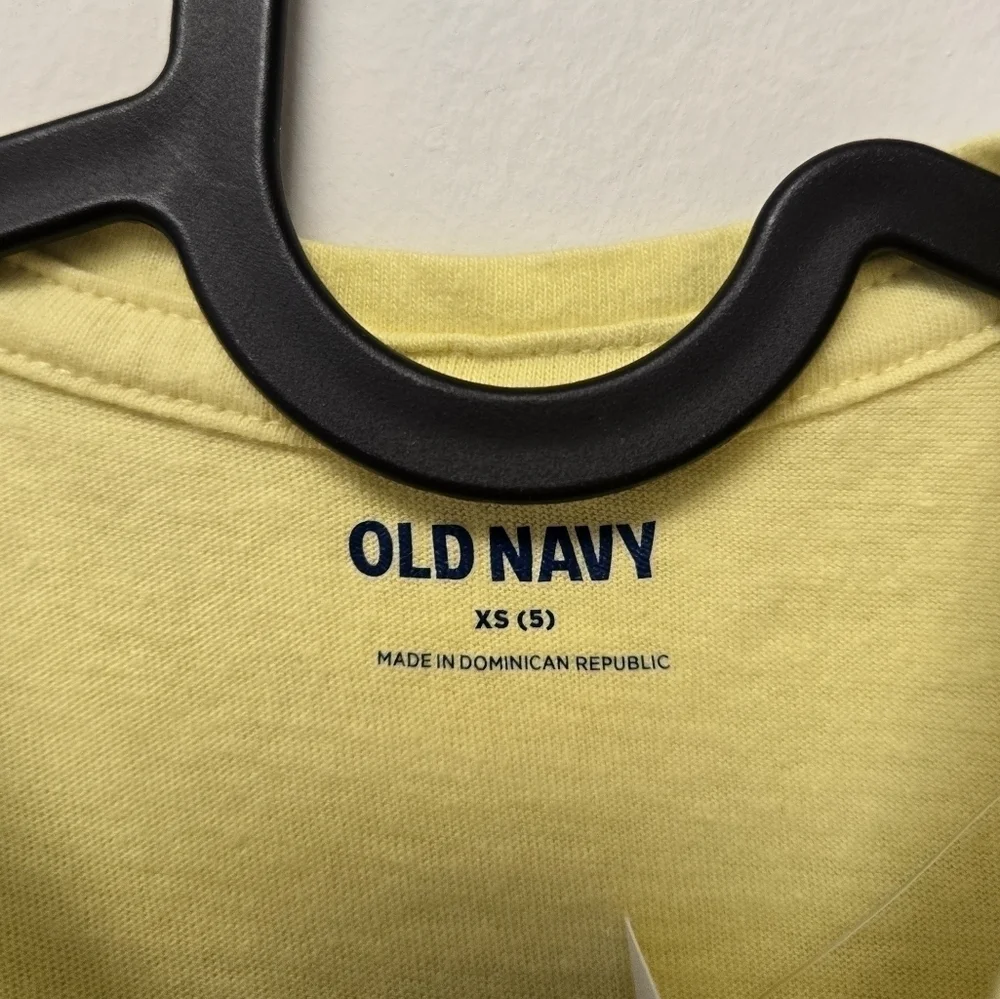 Old Navy Gingerbread Stronger Together T-shirt Yellow XS (5)